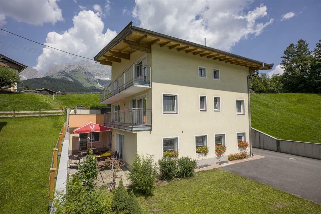 Ferienwohnung Karakas Going am Wilden Kaiser エクステリア 写真